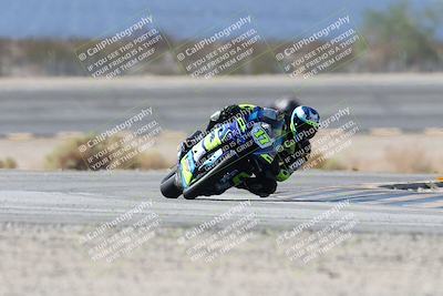 media/Oct-05-2025-CVMA (Sun) [[beeef4f201]]/Race 2-Supersport Middleweight/